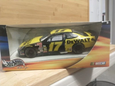 Hot Wheels Racing 1/24 NASCAR diecast #17 DeWalt Ford Matt Kenseth 2000 nuevo en paquete Foto 1 de 4