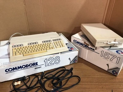 Computadora personal Commodore 128 vintage/cajas originales/unidad de disco 1571 Foto 1 de 4