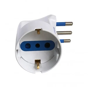 Bticino 3623d Adapter - 10a Stecker // p Buchse - Bild 1 von 1