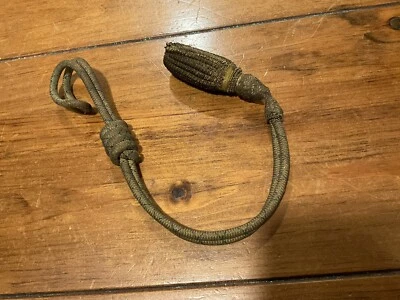 ORIGINAL WWII ITALIAN SWORD DAGGER PORTEPEE / KNOT - Image 1 of 4