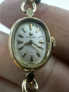 Reloj OMEGA VINTAGE PARA DAMA 14K relleno de oro disponible en todo el mundo - Imagen 1 de 16