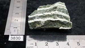 SERPENTINE pierre brute mineraux lithotherapie collection esoterisme reiki - Picture 1 of 2