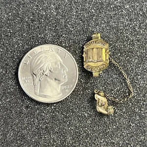 Vintage Women's Guild Religious Club "LM" Initials Pin Pinback #45588 - Picture 1 of 4