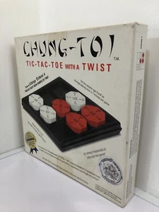 Juego Vintage CHUNG TOI - Tic-Tac-Toe With a Twist Hecho en EE. UU. 1995 - Imagen 1 de 13