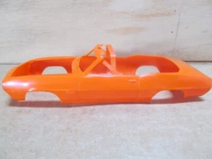 Camaro 1969 carrocería desnuda del kit de coche modelo MPC - Imagen 1 de 4