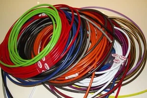 HEL geflochtener Edelstahl Flexi Bremskupplungsschlauch nur - keine Gewerkschaften - Bild 1 von 1