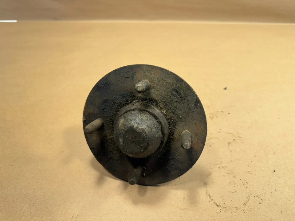 Buje de suspensión delantera Sunbeam Alpine Tiger rueda de acero 1980897 Foto 1 de 4