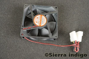 EC8025H12B Evercool 80x80x25mm DC12V 0.16A Molex Powered - Bild 1 von 1