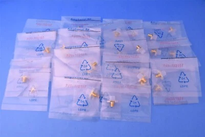 30 Amphenol SMA Female RF Connector Jacks 50 Ohms 12.4GHz P/N: 132167 - Image 1 of 4