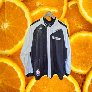 Adidas NBA Brooklyn Nets Basketball Jacket With Logo on Back Size 2XL - Picture 1 of 8