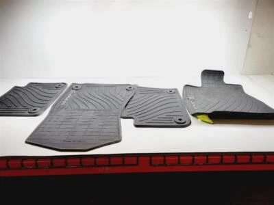 Alfombrillas Lexus GS350 2013 2014 2015 2016 2017 2018 2019 2020 para todo clima Foto 1 de 4