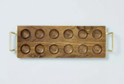 Bandeja de huevos de madera (Pascua) - Asas de metal marrón/dorado - Hogar y mano con magnolia Foto 1 de 4