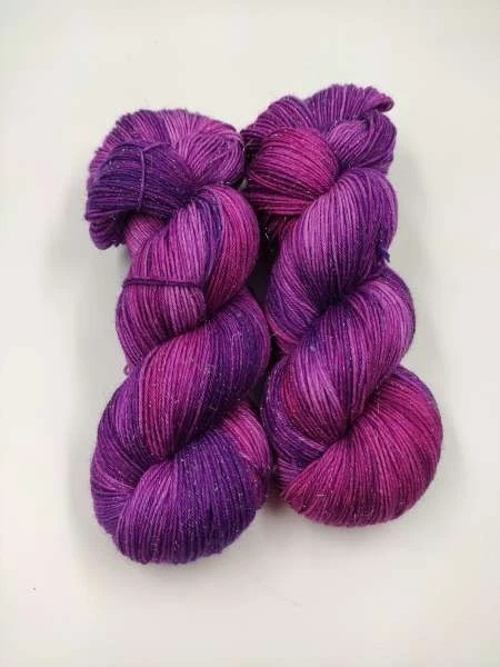 handgefärbte Einöder Merino Silber Sparkle 100 g -  PURPLE BEERE 168 - Bild 1 von 1