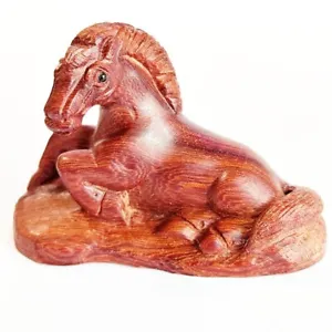 Q4824 - 2" Hand Carved Red Sandalwood Netsuke - Horse Rest - Picture 1 of 7