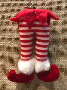 PATAS Y ZAPATOS DE ELFO DE NAVIDAD ADORNO TEJIDO FIELTRO TERCIOPELO RAYAS ROJO BLANCO - Imagen 1 de 7