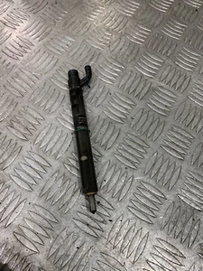 2007 KIA SEEDONA 2.9 DIESEL FUEL INJECTOR 33800-4X400 #2 - Picture 1 of 4
