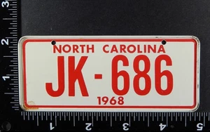 1968 Post Cereal NORTH CAROLINA Miniature License Plate (m68p0048) - Picture 1 of 2