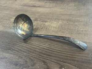 Oneida Debonair versilberte 6 Zoll Schöpfkelle - Bild 1 von 8