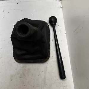 82-93 CHEVY S10 GMC S15 MANUAL SHIFTER SHIFT BOOT, MOUNT PLATES & STICK LEVER T5 - Picture 1 of 11