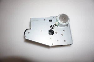 RM1-1760-000CN Paper Pick Up Drive Assembly for HP Color LaserJet 4700/CP4005 - Picture 1 of 2