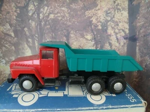 Camión de volteo URSS KRAZ - Imagen 1 de 4