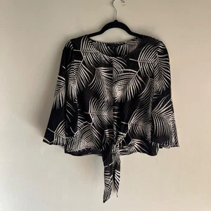 BCBGMAXAZRIA Cropped-Top Damen S Small Leaf Print schwarz weiß vorne zum Binden - Bild 1 von 10