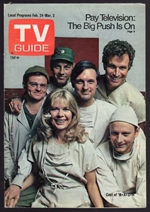 COVER'S ONLY ~ CAST OF MASH / TV GUIDE COVERS ONLY / 1973 / SUPER CONDITION.... - Picture 1 of 1