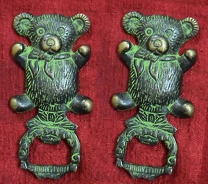 Set of 02 Pieces Brass Teddy Bear Opener Decorative Handicraft Kitchenware VR345 - Picture 1 of 8
