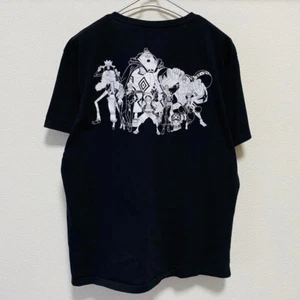 Size L One Piece Mos Burger 2024 Lucky Box Blanket Shoulder Bag T-shirt Limited - Picture 1 of 5