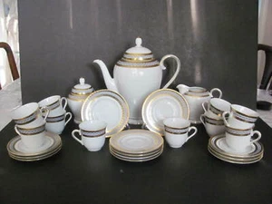 WINTERLING MARKTLEUTHEN KAFFEEKANNE, ZUCKER, CREME & 12 DEMITASSENBECHER & UNTERTASSEN - Bild 1 von 12