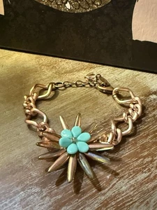 Sabika Flower Bracelet Turquoise - Picture 1 of 3