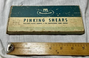 Antique Hearthside, Sold Only by Sears, Roebuck, Pinking Shears ~ 7 1/4" Long - Picture 1 of 8