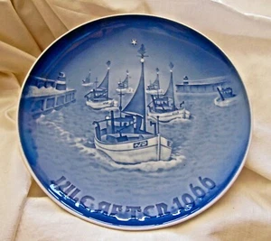 BING GRONDAHL BG KJOBENHAVEN “JULE AFTER 1966”PLATE HOME FOR CHRISTMAS 1966 - Picture 1 of 5