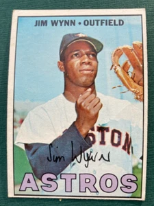1967 JIM WYNN TOPPS #390 BASEBALL CARD HOUSTON ASTROS - Picture 1 of 2
