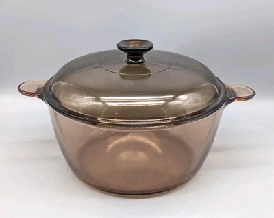 Vintage Amber VISION Pyrex Glass Corning Ware 4.5L Dutch Oven Tab Handles 5 Qt - Image 1 of 4