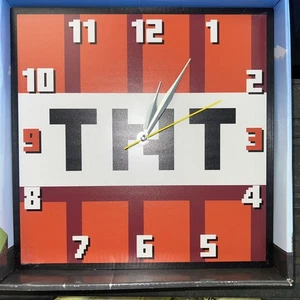 Minecraft Wall Clock Block Creeper Analog Quartz Battery Operated 11 in NEW  - Picture 1 of 1