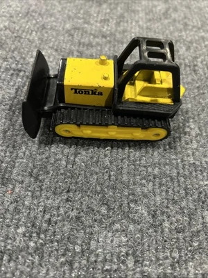 Vintage 1994 Tonka 1:64 Scale Diecast Bulldozer Yellow Black Construction Toy - Image 1 of 4