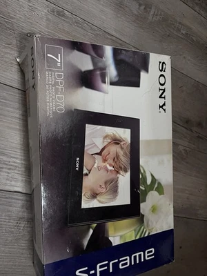 Sony S-Frame DPF-D810 8" Digital Picture Frame  - Image 1 of 4