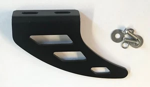 ACU Motocicleta Aleta de Tiburón Negro Aluminio Puntera de Cadena Protector Bicicleta de Pista de Carrera Hecho en el Reino Unido - Imagen 1 de 7