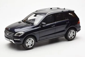 B66960065 Mercedes M Class Tansanit Blue Metallic Minichamps 1/18 - Imagen 1 de 8
