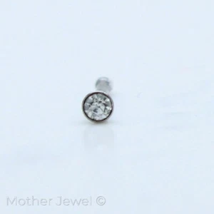 20G SILVER SURGICAL STEEL 2MM CRYSTAL MENS LADIES BOYS NOSE PIERCING STUD BONE - Picture 1 of 3