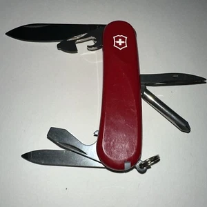 Navaja suiza Victorinox Delemont Evo 11 85 mm roja #3 - Imagen 1 de 12