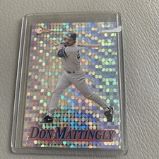 1994 Don Mattingly Pacific Silver Prisms #10 Refractor. NY Yankees