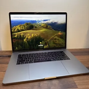 2019 Apple MacBook Pro 15" 8 Core i7 2.3GHz 16GB 512GB SSD Silver A1990 Bad Batt - Picture 1 of 10