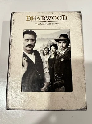 Deadwood The Complete HBO Series (DVD Box Set 2008 19-Disc Set) Foto 1 de 3