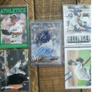 5 Card Lot with Autograph (Bellinger, Alonso, McGwire, Dunning, Barnes)