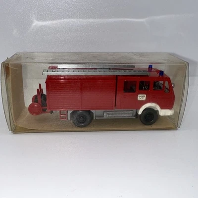 Wiking 22616 (616/2) Mercedes 1619 Fire Ladder Truck LF 16 w/Hose Reel NEW w/BOX - Image 1 of 4