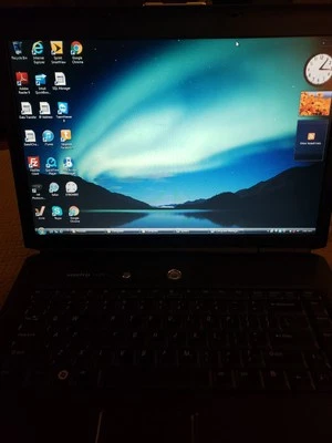 Dell Vostro 1500 15" Laptop Intel Core DUO 2GHz 3GB RAM DVD - Image 1 of 4