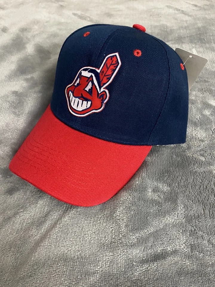 CLASSIC CHIEF WAHOO THROWBACK RETRO LOGO CURVED BILL HAT ADJUSTABLE STRAP NEW W1 - Image 1 of 4