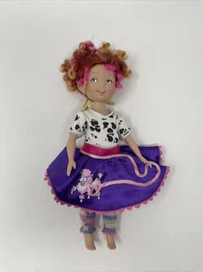 Madame Alexander Fancy Nancy doll 2008 - Picture 1 of 6